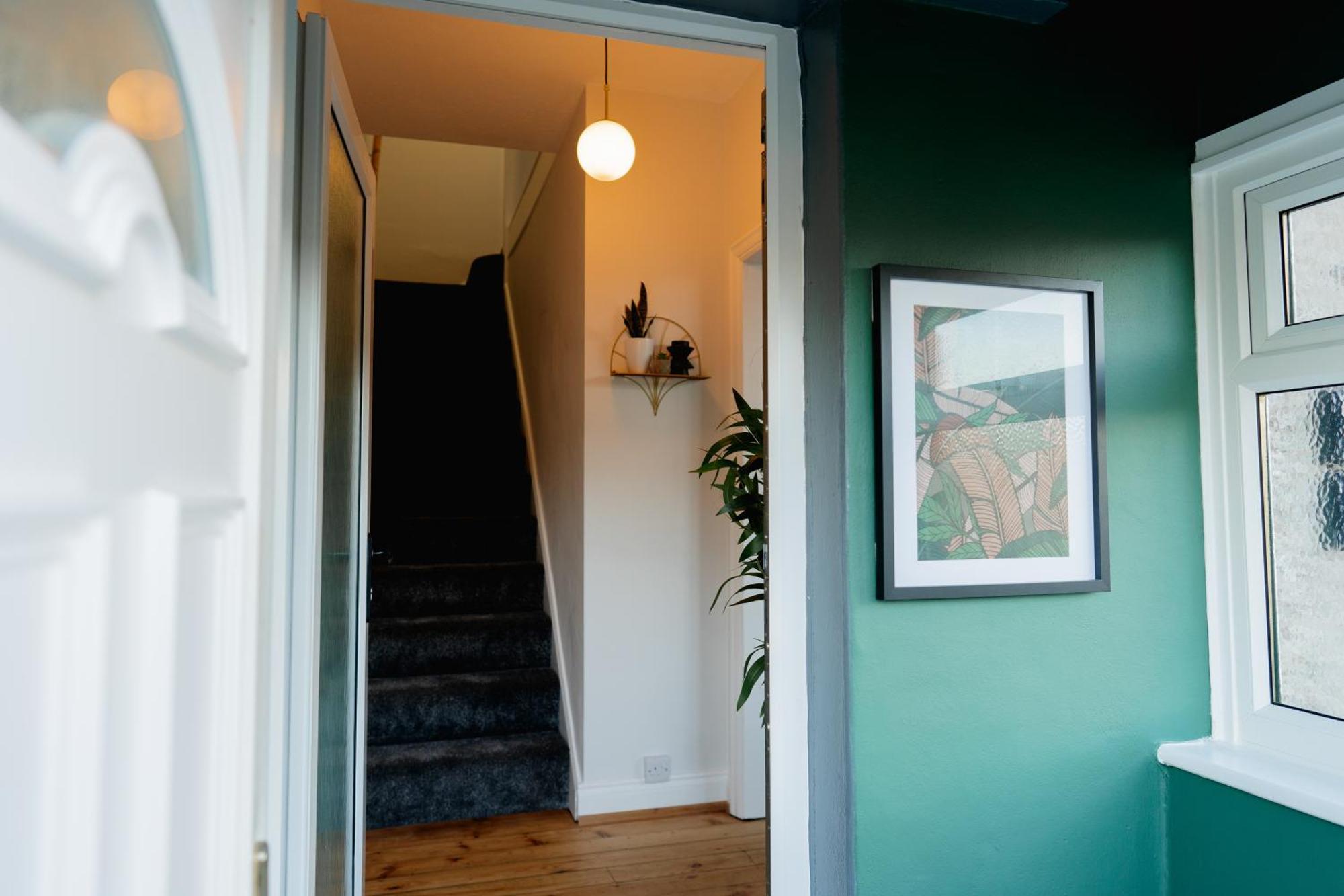 Bowling Terrace By Above Rubies - Stylish, 3 Bedroom, Pet Friendly House In Skipton Eksteriør billede