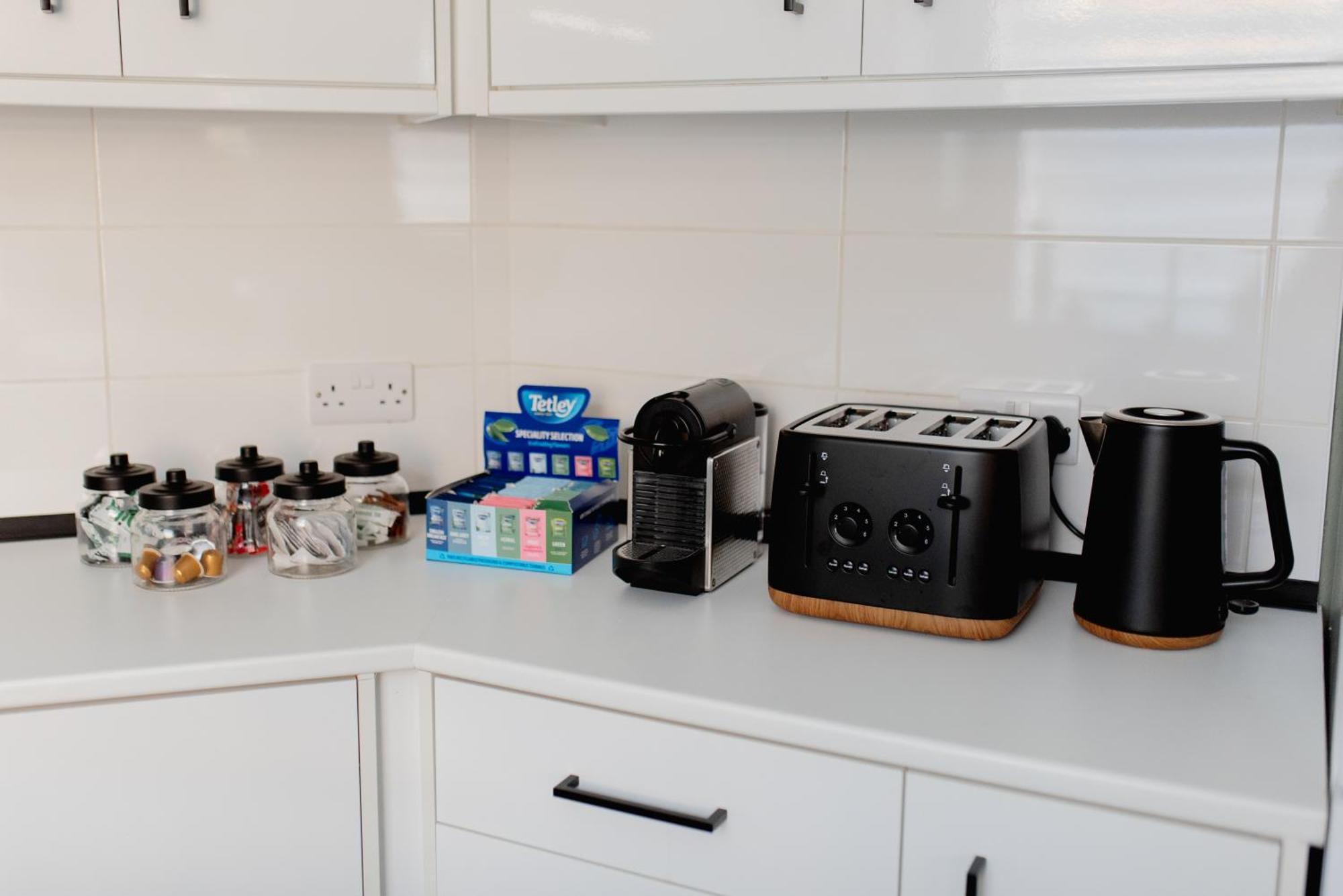 Bowling Terrace By Above Rubies - Stylish, 3 Bedroom, Pet Friendly House In Skipton Eksteriør billede